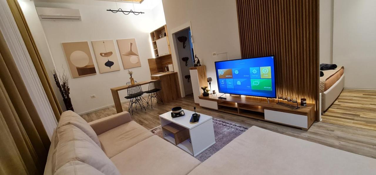 New Modern Apartment In The Center Of Tirana Zewnętrze zdjęcie