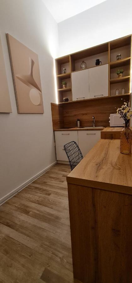 New Modern Apartment In The Center Of Tirana Zewnętrze zdjęcie