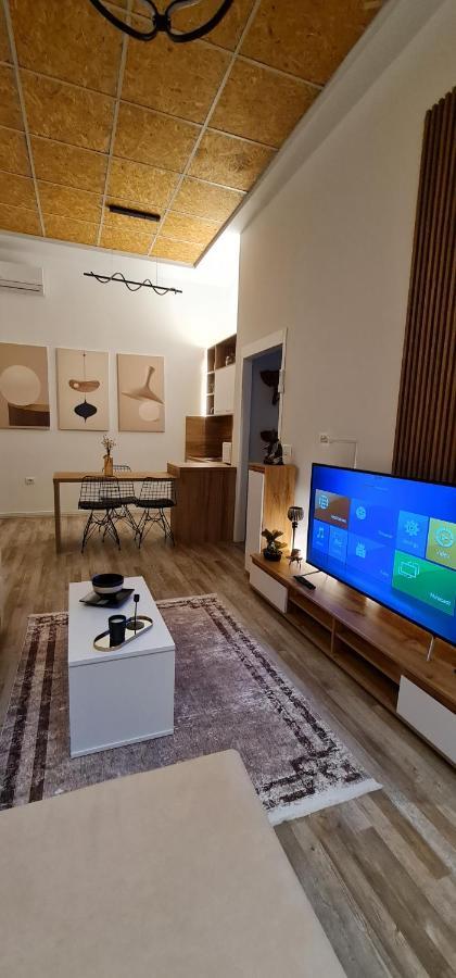New Modern Apartment In The Center Of Tirana Zewnętrze zdjęcie