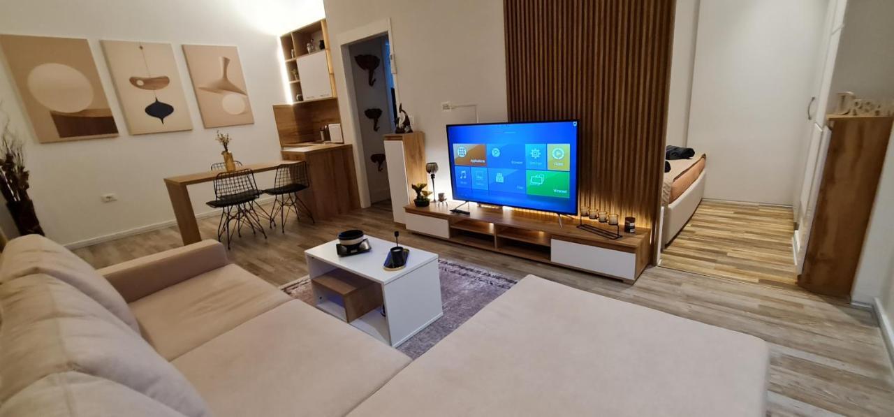 New Modern Apartment In The Center Of Tirana Zewnętrze zdjęcie