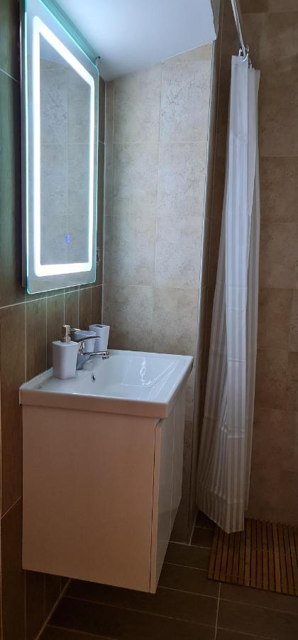 New Modern Apartment In The Center Of Tirana Zewnętrze zdjęcie