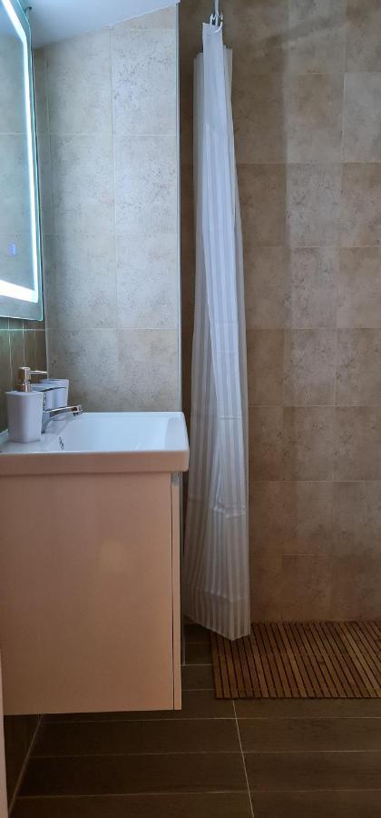 New Modern Apartment In The Center Of Tirana Zewnętrze zdjęcie